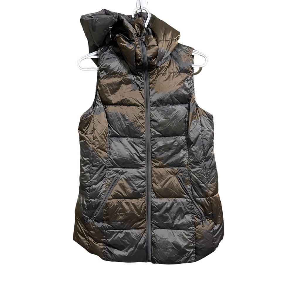 NEW MY ANORAK SZ SM SHORT HOODED QUILTED VEST CAMO - Picture 6 of 9